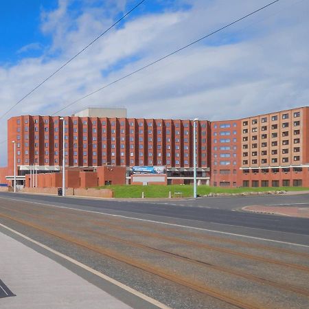 Grand Hotel Blackpool Exterior foto The hotel in 2017